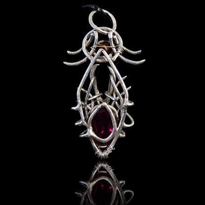 Heart of Kephri Ruby Amulet